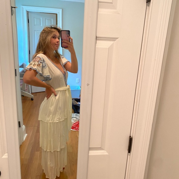 Stunning cleobella dress - Picture 2 of 3